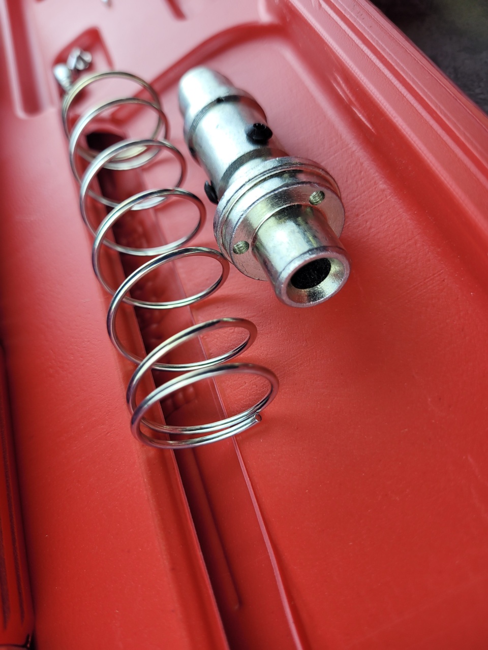 пороховой монтажный пистолет, красный, кейс, "maximum" mx 17122 (3528) оптом